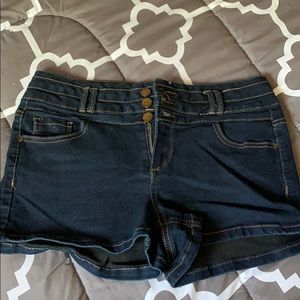 Ladies shorts